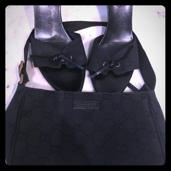 Gucci Handbags - AUTHENTIC GUCCI BAG 💼